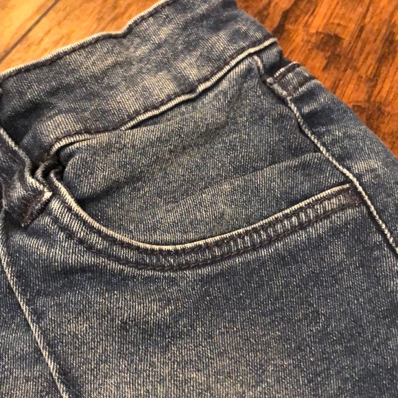 Cotton On Jean Shorts - Picture 4 of 7